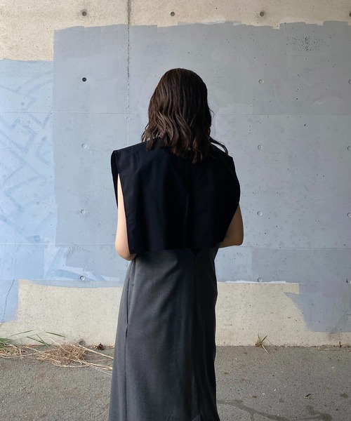 y/m by RIKA(イムバイリカ)の「ブロードケープノースリーブラウス(シャツ/ブラウス・レディース・グリーン/ブラック/オフホワイト・FREE)」の10枚目の写真