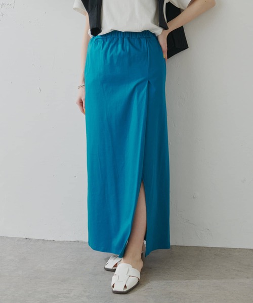 COLLAGE GALLARDAGALANTE（コラージュガリャルダガランテ）の「スニーカーにヒールに合うカットスリットタイトスカート/手洗い可（スカート・レディース・ブラック/ベージュ/ブルー・FREE）」の13枚目の写真