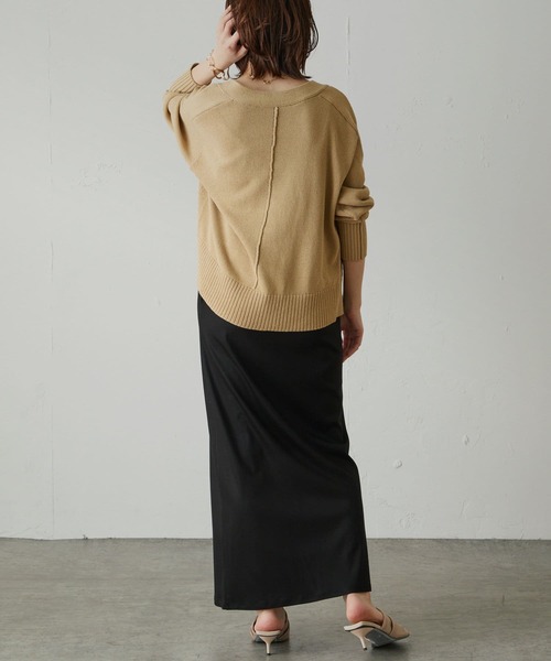 COLLAGE GALLARDAGALANTE（コラージュガリャルダガランテ）の「スニーカーにヒールに合うカットスリットタイトスカート/手洗い可（スカート・レディース・ブラック/ベージュ/ブルー・FREE）」の10枚目の写真