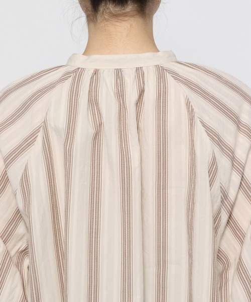 ichi（イチ）の「【ichi(イチ)】ドビーストライプシャツ（シャツ/ブラウス・レディース・ブルー/ナチュラル・FREE）」の9枚目の写真