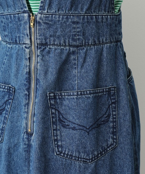 RODEO CROWNS WIDE BOWL（ロデオクラウンズワイドボウル）の「デニムサロペットワンピース（ワンピース・レディース・ブルー/ブラック・FREE）」の11枚目の写真