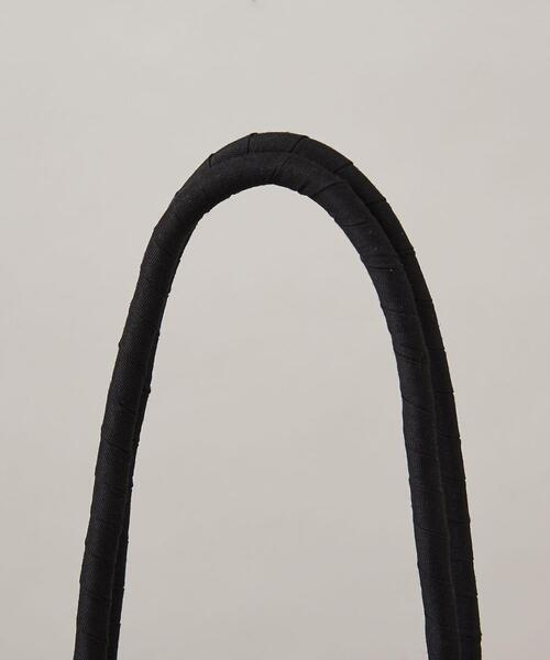 ODETTE E ODILE（オデットエオディール）の「ペタルバスケット（かごバッグ・レディース・ブラック/ベージュ・FREE）」の5枚目の写真