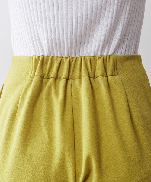 CHIC STYLE（シックスタイル）の「＜大きいサイズ＞センターシームカットソースリットパンツ シックスタイル（その他パンツ・レディース・ブラック/イエロー系/モカ・4L/5L/L/LL/3L）」の19枚目の写真