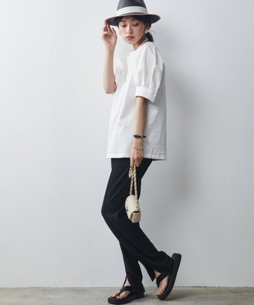CHIC STYLE（シックスタイル）の「＜大きいサイズ＞センターシームカットソースリットパンツ シックスタイル（その他パンツ・レディース・ブラック/イエロー系/モカ・4L/5L/L/LL/3L）」の15枚目の写真