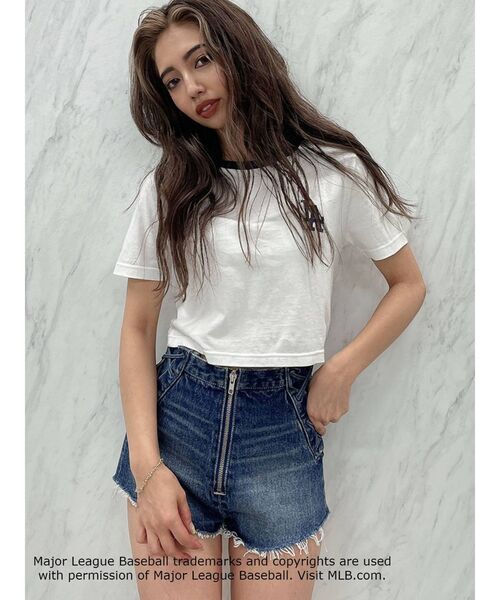 GYDA(ジェイダ)の「GYDA×MLBリンガーショートTシャツ(Tシャツ/カットソー・レディース・チャコールグレー/ベージュ/ネイビー/グリーン・FREE)」の13枚目の写真