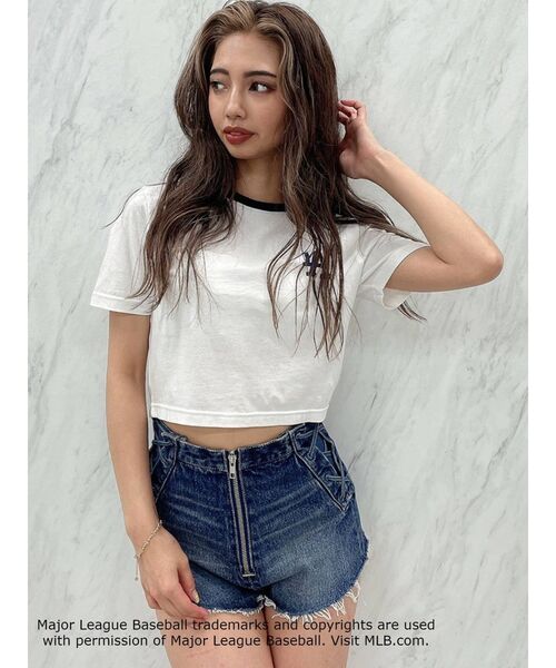 GYDA(ジェイダ)の「GYDA×MLBリンガーショートTシャツ(Tシャツ/カットソー・レディース・チャコールグレー/ベージュ/ネイビー/グリーン・FREE)」の15枚目の写真