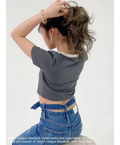 GYDA(ジェイダ)の「GYDA×MLBリンガーショートTシャツ(Tシャツ/カットソー・レディース・チャコールグレー/ベージュ/ネイビー/グリーン・FREE)」の22枚目の写真
