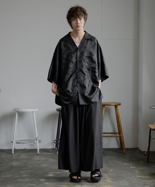 KUUUPY（クーピー）の「Flower Jacquard Open Collar Shirts - フラワージャカード織オープンカラーシャツ（シャツ/ブラウス・メンズ・ブラック・SMALL/MEDIUM/LARGE）」の11枚目の写真