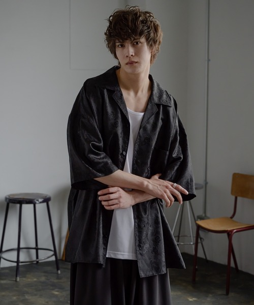 KUUUPY（クーピー）の「Flower Jacquard Open Collar Shirts - フラワージャカード織オープンカラーシャツ（シャツ/ブラウス・メンズ・ブラック・SMALL/MEDIUM/LARGE）」の17枚目の写真
