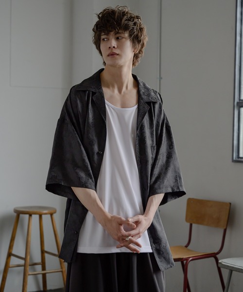 KUUUPY（クーピー）の「Flower Jacquard Open Collar Shirts - フラワージャカード織オープンカラーシャツ（シャツ/ブラウス・メンズ・ブラック・SMALL/MEDIUM/LARGE）」の15枚目の写真