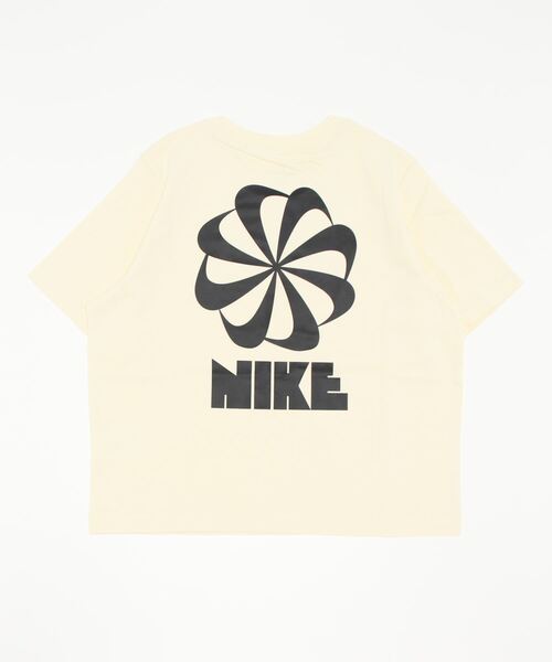 NIKE（ナイキ）の「【NIKE】NSW TEE BOXY CIRCA 2（Tシャツ/カットソー・レディース・ホワイト・SMALL/MEDIUM）」の2枚目の写真