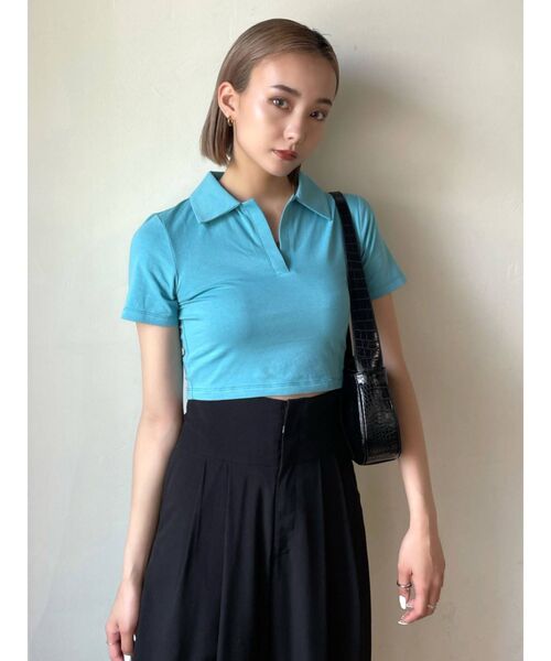 EMODA（エモダ）の「スキッパークロップドトップ（Tシャツ/カットソー・レディース・ホワイト/ブラック/イエロー/ブルー・FREE）」の9枚目の写真