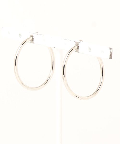 Fun & Daily(ファンアンドデイリー)の「F&D : 3cm フープイヤリング(イヤリング・レディース・ブラック/シルバー/ゴールド・FREE)」の6枚目の写真