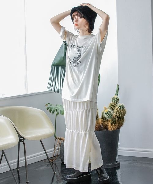 JEANASIS（ジーナシス）の「キリカエギャザーナロースカート/352416（スカート・レディース・オフホワイト/スミクロ/パープル・FREE）」の14枚目の写真