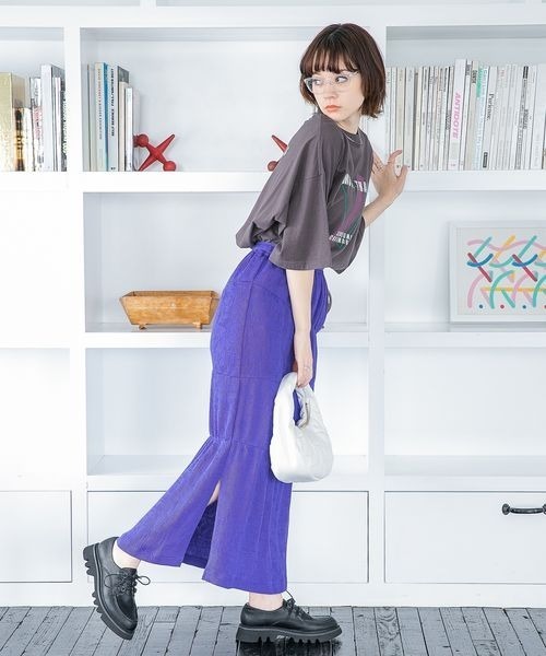 JEANASIS（ジーナシス）の「キリカエギャザーナロースカート/352416（スカート・レディース・オフホワイト/スミクロ/パープル・FREE）」の21枚目の写真