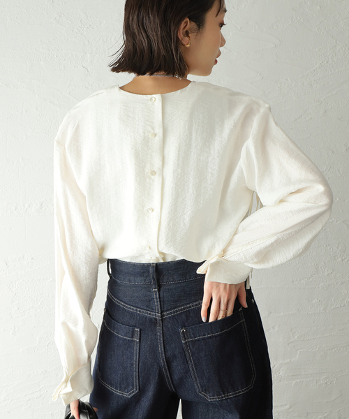 RITO(リト)の「【RITO/リト】STRUCTURE SILK BLOUSE:ブラウス(シャツ/ブラウス・レディース・ホワイト・MEDIUM)」の2枚目の写真