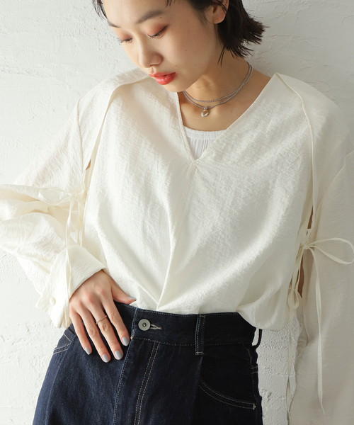 RITO(リト)の「【RITO/リト】STRUCTURE SILK BLOUSE:ブラウス(シャツ/ブラウス・レディース・ホワイト・MEDIUM)」の4枚目の写真