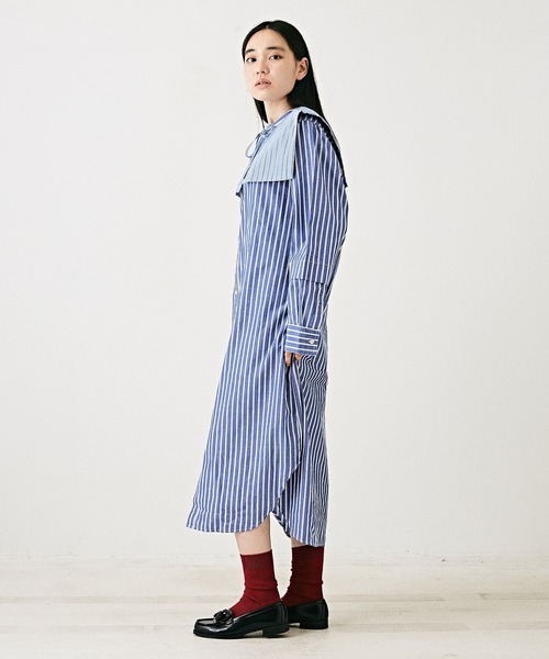 TOBILA(トビラ)の「ストライプリバーシブルつけ襟シャツワンピース(シャツワンピース・レディース・ブルー/レッド/グリーン・M)」の15枚目の写真