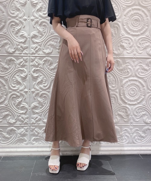 TORTE（トルテ）の「前スリットマーメイドスカート（スカート・レディース・ブルー系その他/ライトブラウン/ブラウン系その他/ベージュ/ブラック/ブラック系その他/グレー系その他・FREE）」の14枚目の写真