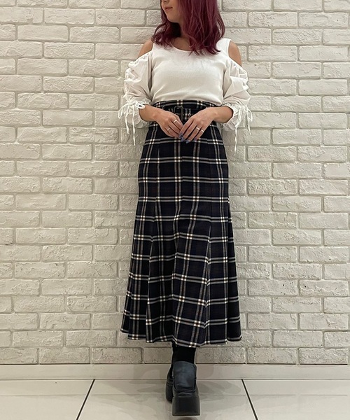 TORTE（トルテ）の「前スリットマーメイドスカート（スカート・レディース・ブルー系その他/ライトブラウン/ブラウン系その他/ベージュ/ブラック/ブラック系その他/グレー系その他・FREE）」の22枚目の写真