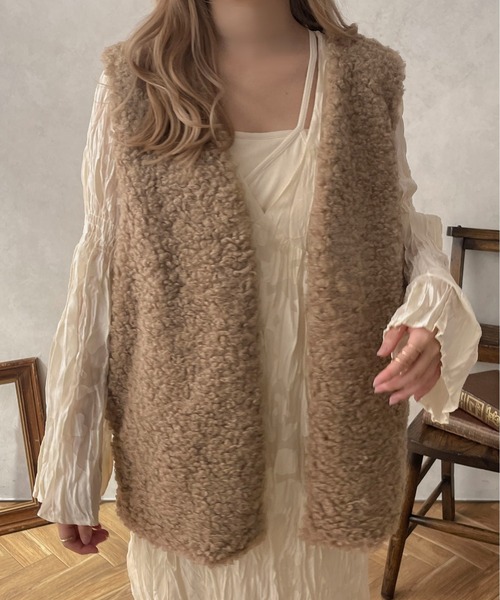 apres jour clair（アプレジュールクレア）の「【apres jour clair】ボアベスト【ZOZOTOWN限定アイテム】（ベスト・レディース・ベージュ/アイボリー・X-LARGE/フリー）」の17枚目の写真