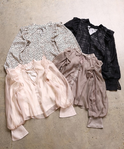 one after another NICE CLAUP(ワンアフターアナザーナイスクラップ)の「フェミニンで上品な印象。前後2WAYリボンブラウス(シャツ/ブラウス・レディース・ベージュ/ブラウン/ホワイト系その他/ブラック系その他・FREE)」の18枚目の写真