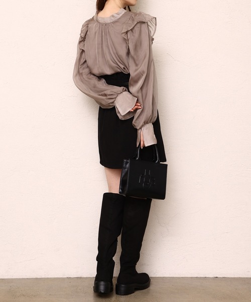 one after another NICE CLAUP(ワンアフターアナザーナイスクラップ)の「フェミニンで上品な印象。前後2WAYリボンブラウス(シャツ/ブラウス・レディース・ベージュ/ブラウン/ホワイト系その他/ブラック系その他・FREE)」の8枚目の写真