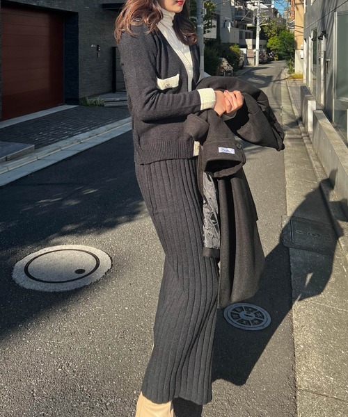 Lamoa(ラモア)の「Lamoa/オーバーサイズ ロングコート(チェスターコート・レディース・ブラック/ブラウン・MEDIUM/LARGE)」の3枚目の写真