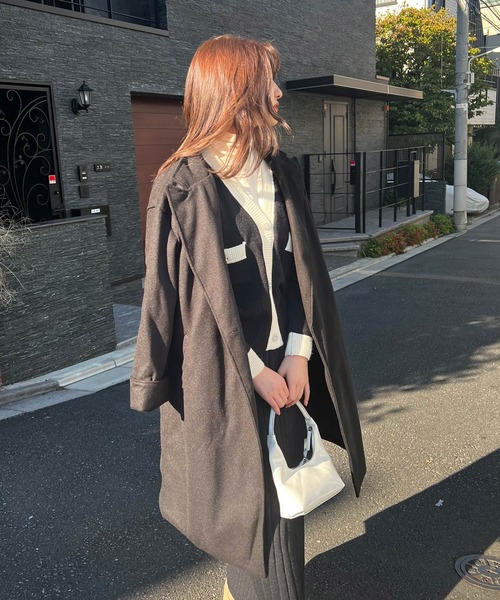 Lamoa(ラモア)の「Lamoa/オーバーサイズ ロングコート(チェスターコート・レディース・ブラック/ブラウン・MEDIUM/LARGE)」の8枚目の写真