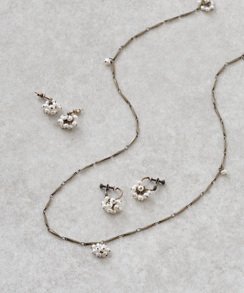 BEARDSLEY（ビアズリー）の「OT粒々パールピアス（ピアス（両耳用）・レディース・ブロンズ・FREE）」の2枚目の写真