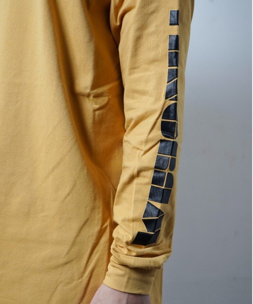 TANGRAM（タングラム）の「SLEEVE LOGO MOCKNECK LONG SLEEVE（Tシャツ/カットソー・メンズ・ピンク/ベージュ/マスタード/ダークグリーン・L/XL/M/S/XXL）」の9枚目の写真