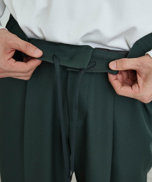 PUBLIC TOKYO（パブリックトウキョウ）の「エバークリースGRツイルストレートスラックス（スラックス・メンズ・ダークグレー/ブラック/ベージュ/ネイビー/グリーン・1/2/4/3）」の10枚目の写真