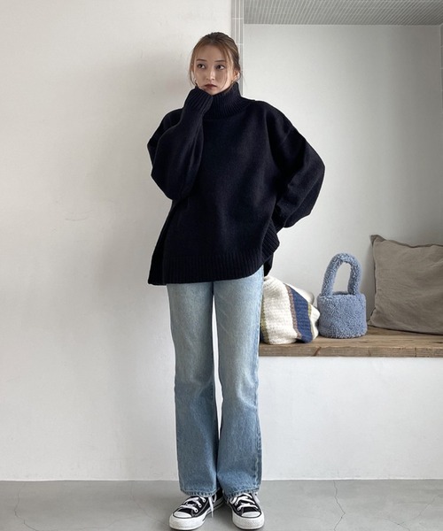 Vicente（ヴィセンテ）の「Highneck color knit（ニット/セーター・レディース・ホワイト/ブラック/オレンジ・FREE）」の4枚目の写真