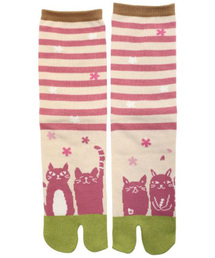 【カヤ】桜ネコ足袋型くつ下23～25cm