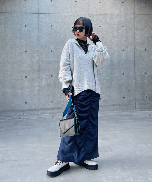 黒ニットページ 日本製】ハイゲージ Vネック ベーシック ニット SUPER140's 黒