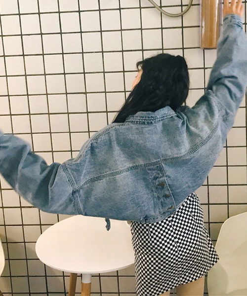 EPICKS（エピックス）の「ライトブルーショートデニムジャケット（デニムジャケット・レディース・ブルー・M/L）」の3枚目の写真