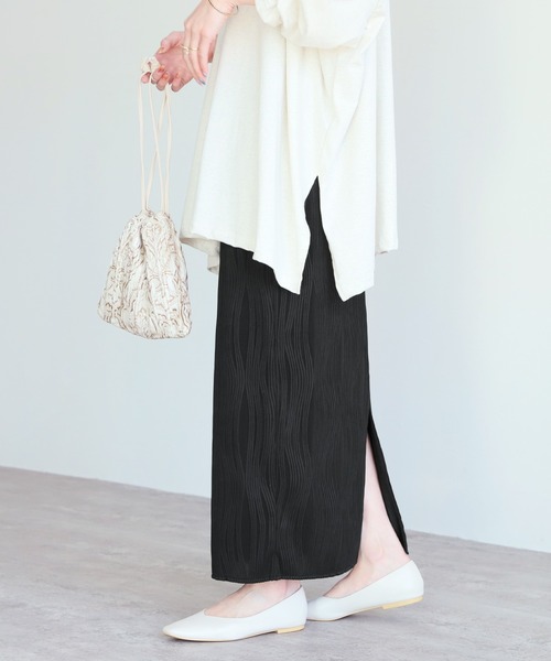 reca（レカ）の「ウェーブ柄プリーツスカート（スカート・レディース・ブラック/グレイッシュベージュ・M）」の7枚目の写真
