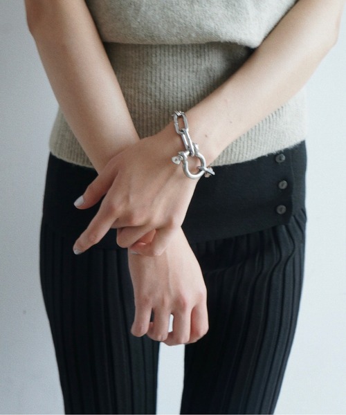 musubore(ムスボレ)の「industrial bracelet / インダストリアルブレスレット(ブレスレット・レディース・ゴールド/シルバー・M/L)」の10枚目の写真