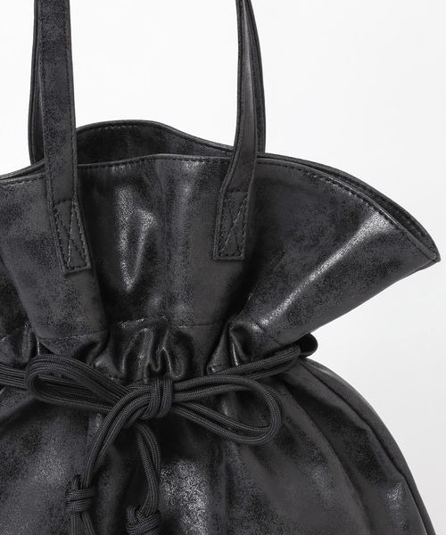 mysty woman（ミスティウーマン）の「シャイニートートBAG 187208（トートバッグ・レディース・シルバー/ブラック・FREE）」の4枚目の写真