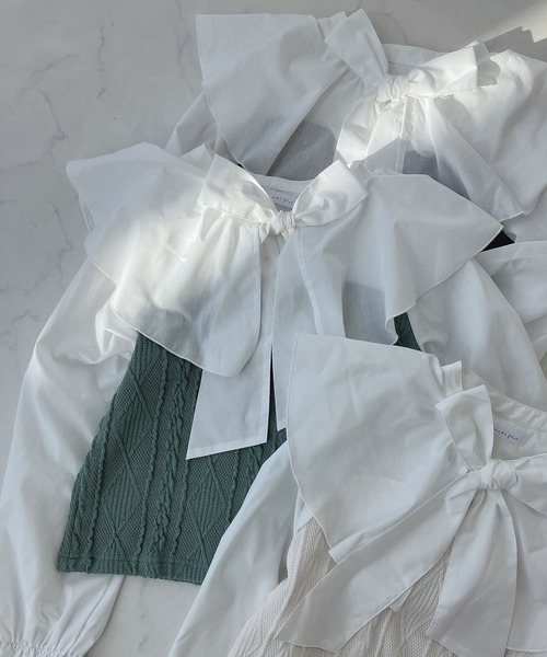 AS KNOW AS plus（アズノゥアズプラス）の「○ケープ衿 ケーブル切替え ボウタイブラウス（シャツ/ブラウス・レディース・ブラック/グリーン/アイボリー・FREE）」の5枚目の写真