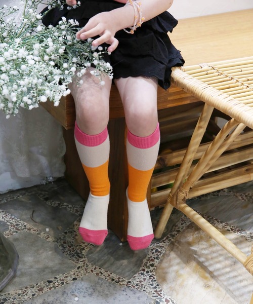 Rora(ローラ)の「メイ ニーハイソックス 2colors(ソックス/靴下・キッズ・オレンジ/グリーン・18-20cm/20-22cm/16-18cm)」の10枚目の写真