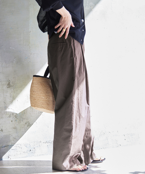 SLOBE IENA（スローブイエナ）の「ポプリンタックカーブトラウザー（その他パンツ・レディース・カーキ/チャコールグレー/ピンク系その他・38/36）」の16枚目の写真