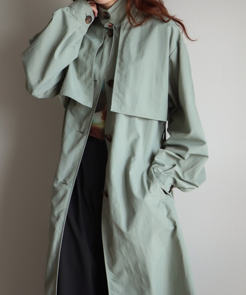 COURO（コウロ）の「ヨーク付き２ｗａｙカラーナイロンステンカラーコート（ステンカラーコート・レディース・ブラック/グリーン/オフホワイト/ベージュ/マスタード・L/M）」の18枚目の写真