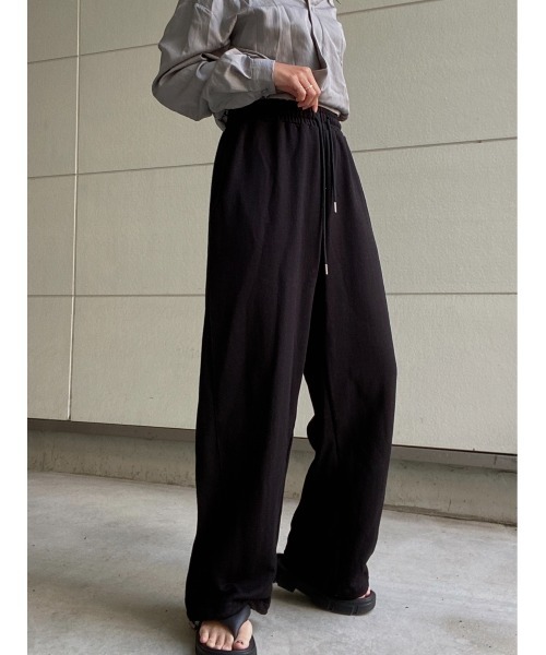 AMAIL(アマイル)の「Green tea pants(スウェットパンツ・レディース・グリーン/ブラック・FREE)」の2枚目の写真