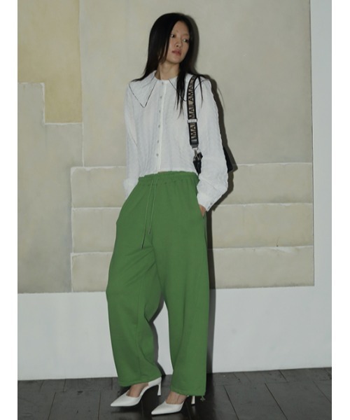 AMAIL(アマイル)の「Green tea pants(スウェットパンツ・レディース・グリーン/ブラック・FREE)」の4枚目の写真