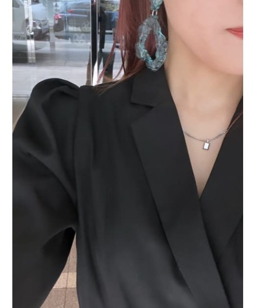 SLY（スライ）の「CLEAR DEFORMATION EARRINGS クリア ディフォーメーション イヤリング（イヤリング・レディース・グリーン/クリア・FREE）」の20枚目の写真