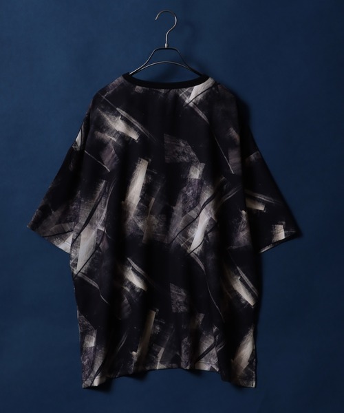 ANPAS（アンパス）の「Total Pattern Print Big Silhouette Thickness Oversized T-shirt/総柄プリント ビッグシルエット とろみTシャツ セットアップ対応（Tシャツ/カットソー・メンズ・グレー系その他/ブラック系その他3/ブラウン系その他2/ブラック系その他2/ブラウン系その他/ブラック系その他・L/M）」の14枚目の写真