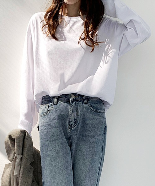 Dewlily(デューリリー)の「オーバーサイズロングTシャツ(Tシャツ/カットソー・レディース・ブラック/ホワイト/ブルー/オレンジ/パープル・M/L/XL)」の16枚目の写真