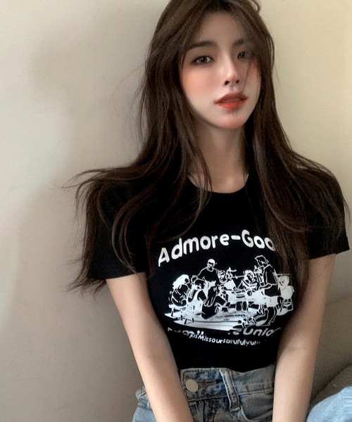 【美品】 CELINE ロゴ 短丈 グロップド ショート丈 Tシャツ ブラック CELINE(セリーヌ) トリオンフTシャツ ロゴTシャツ ブラック