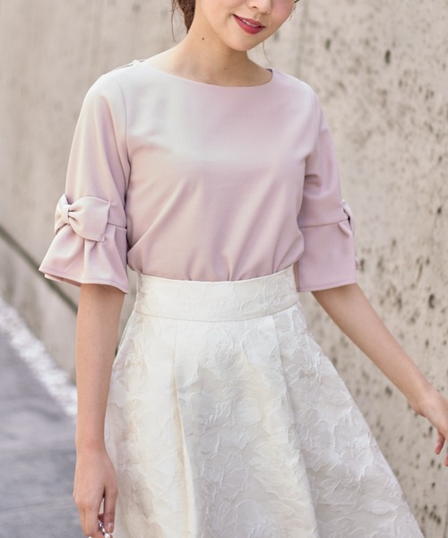 tocco closet(トッコ クローゼット)の「りぼん付き袖口フレアカットプルオーバー(Tシャツ/カットソー・レディース・グレイッシュブルー/ブラック/アイボリー/ピンク系その他・M)」の22枚目の写真